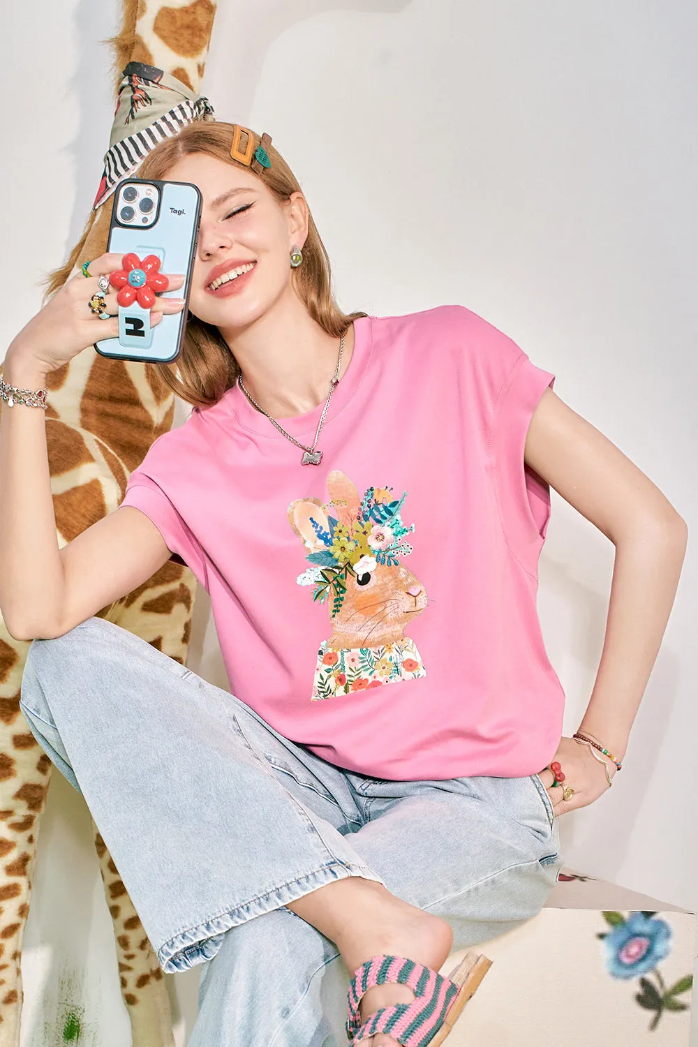 ELFSACK 2024 Summer New Rabbit Print Loose Short sleeved T-shirt Women's Design Versatile Top