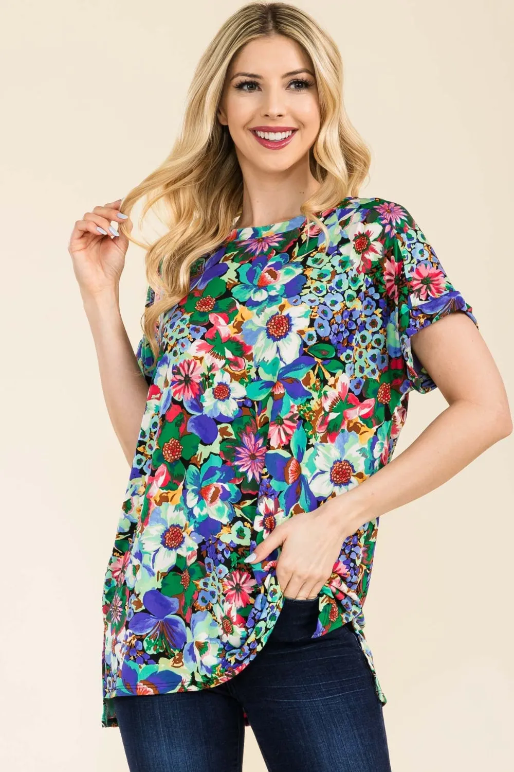 Full Size Round Neck Short Sleeve Floral T-Shirt