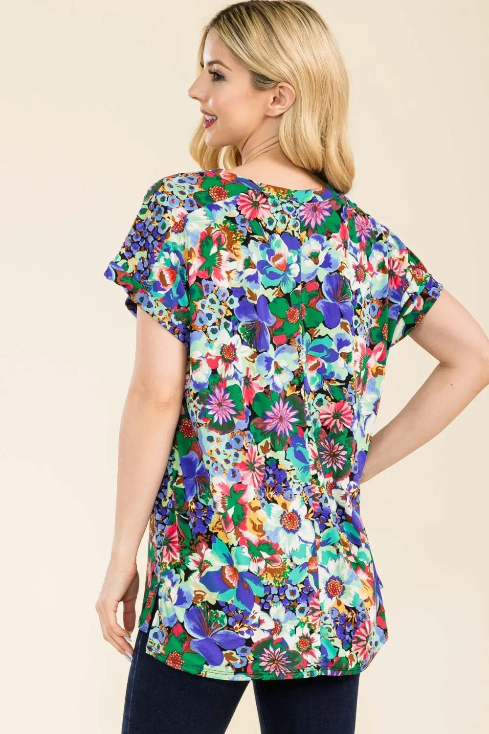 Full Size Round Neck Short Sleeve Floral T-Shirt