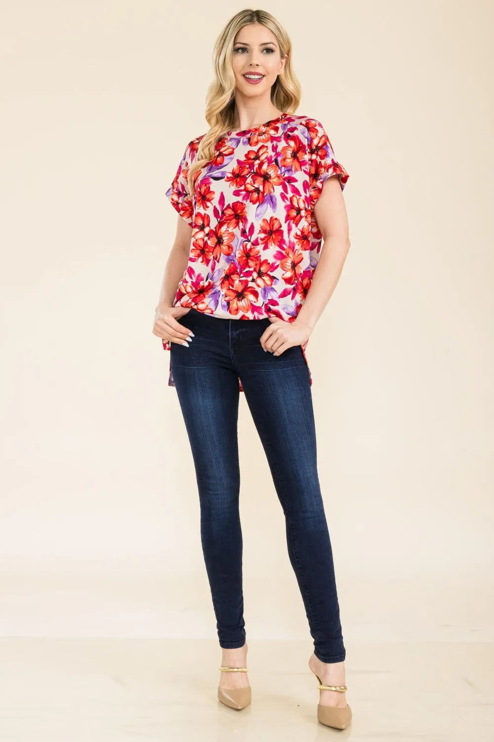 Full Size Round Neck Short Sleeve Floral T-Shirt