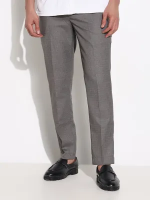 Men Grey Solid Pleated Trousers