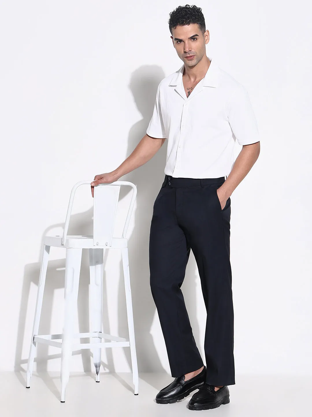 Men Navy Blue Comfort Low-Rise Pleated Trousers