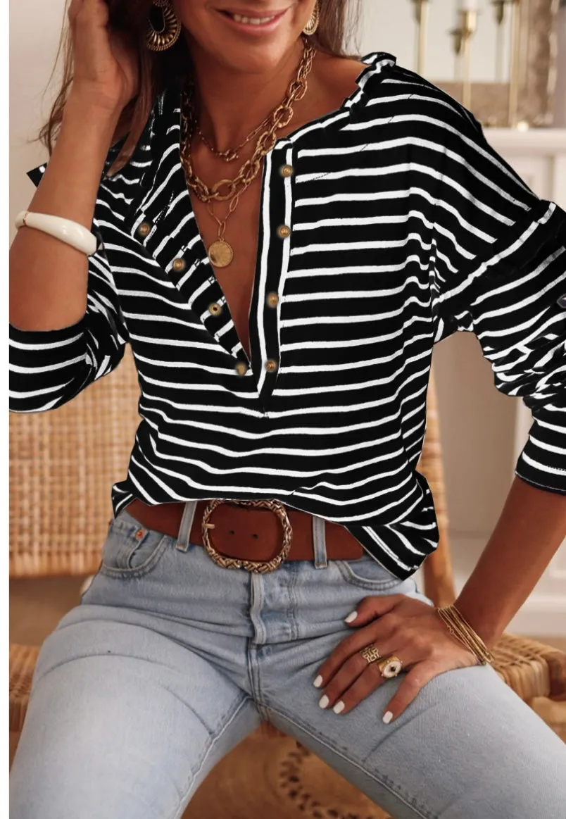 Ruffle button top