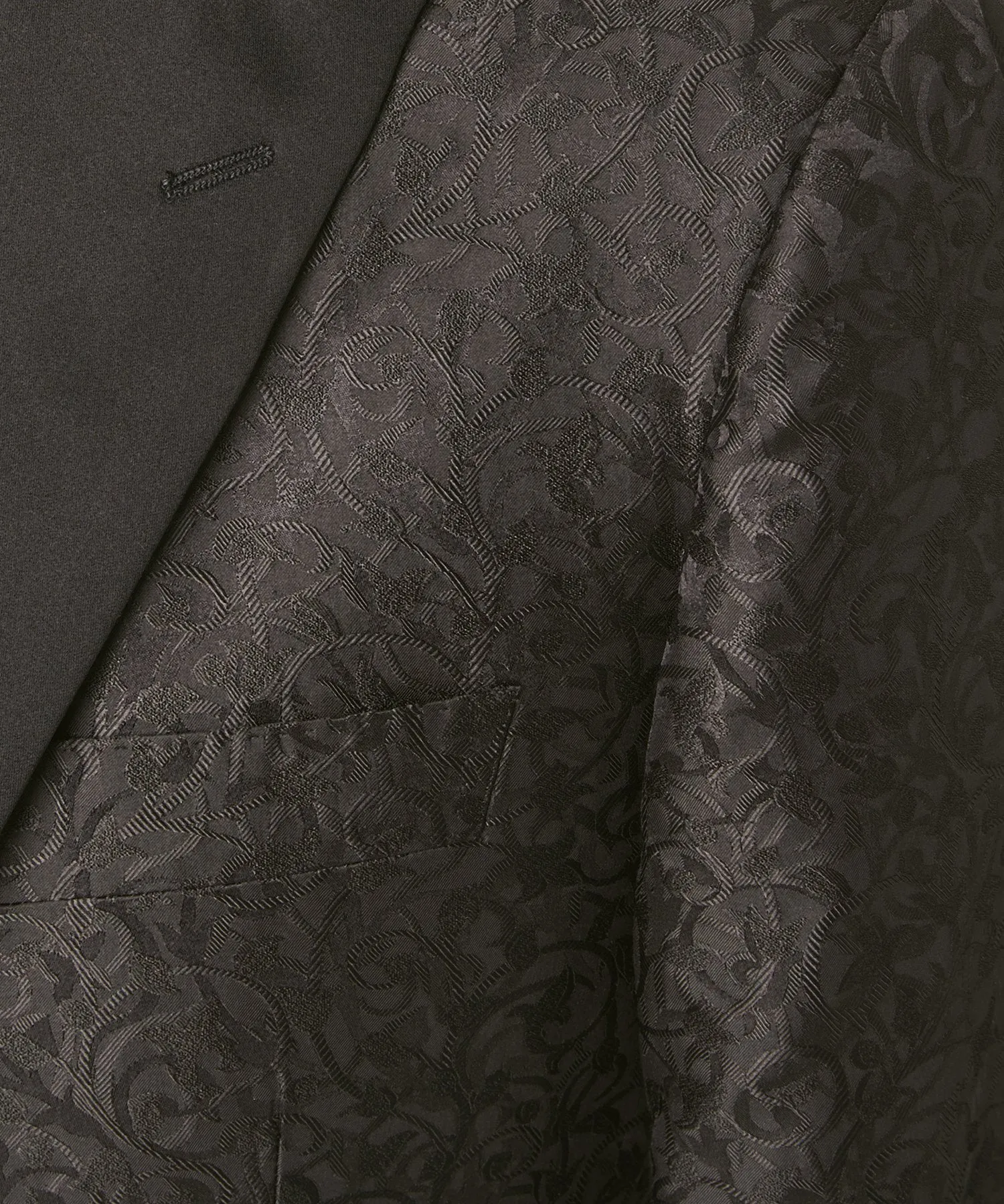 Silk Tonal Jacquard Sutton Peak Lapel Dinner Jacket in Black