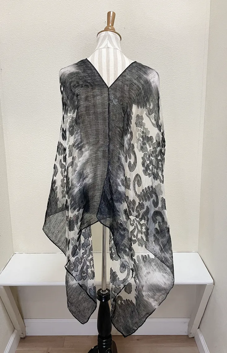 Spain In America Poncho - PRINT 2